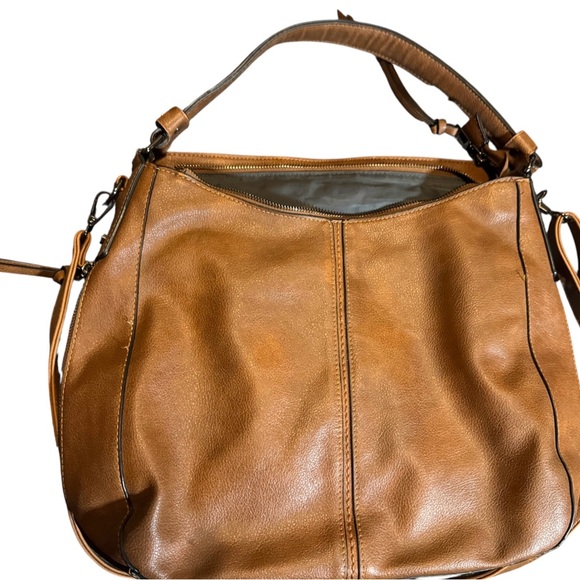 Realer Tan Faux Leather Shoulder Bag – Possible Concealed Carry Design - Picture 1 of 6